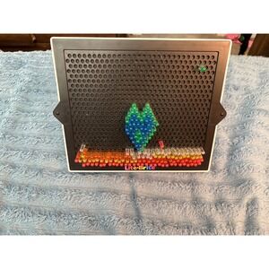 Lite Brite Retro Light Up Drawing Toy Creative Art Board